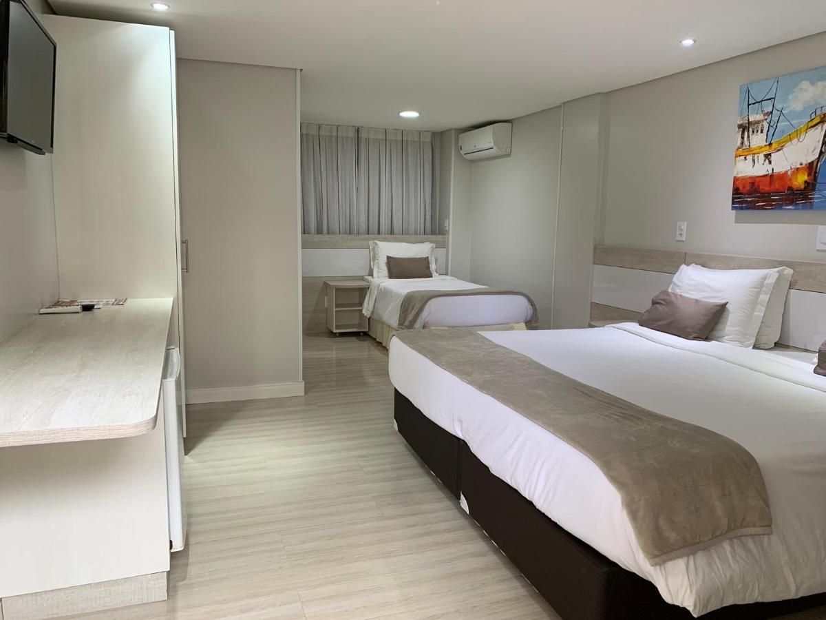 Quarto Deluxe com Cama de Casal ou 2 de Solteiro